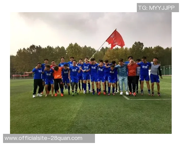 上海足球队的拼搏历程与冠军赛荣耀之路全景回顾